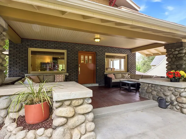 1418 E Federal Way — Photo 43