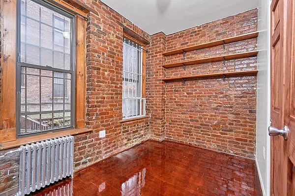 Rented by MD NYC Management LLC | media 3
