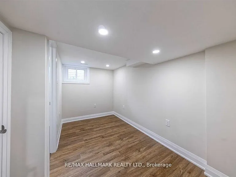69 Barrymore Rd #BASEMENT — Photo 9