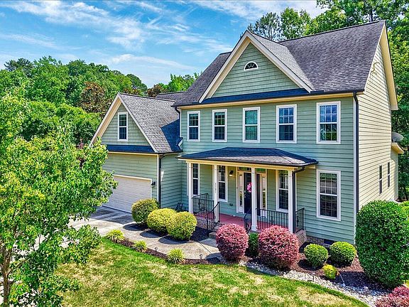 2nd image of 1101 Dominion Hill Dr