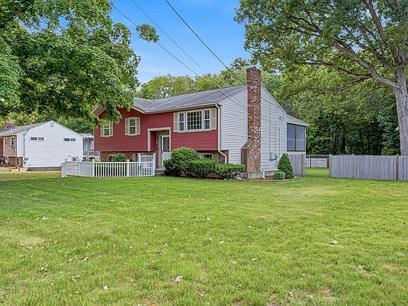 3rd image of 44 Tomlinson Rd