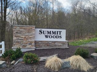 70 Mountain View Dr, Spring Brook Township, PA 18444