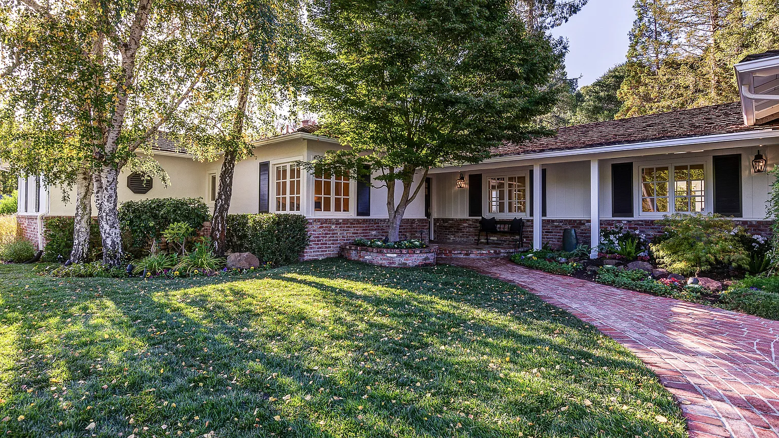 65 Lombardy Ln photo 1