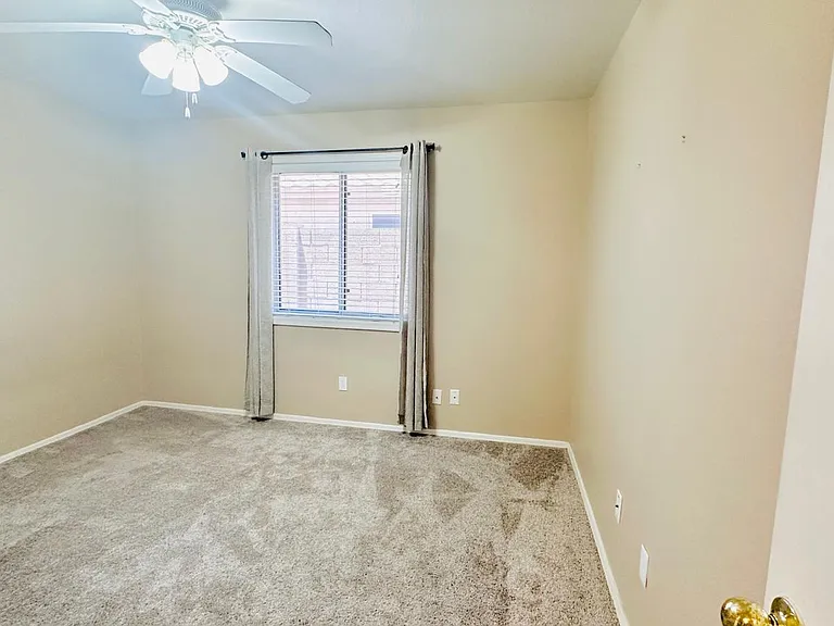 4826 W Ponderosa Ln — Photo 36