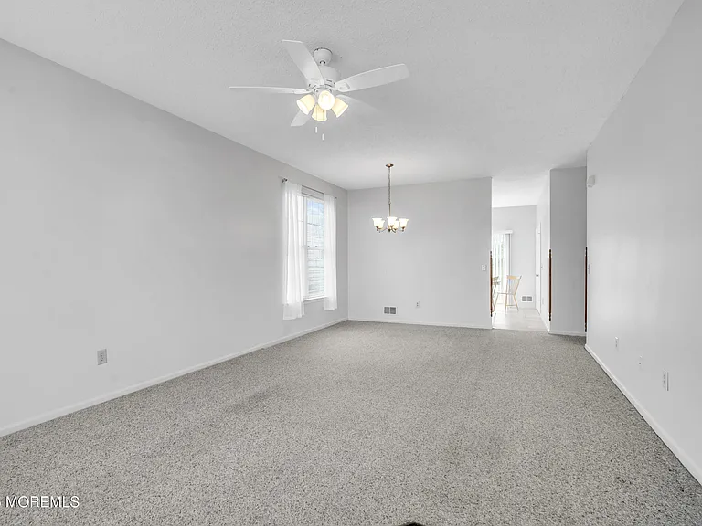 3 Cardinal Pl — Photo 6