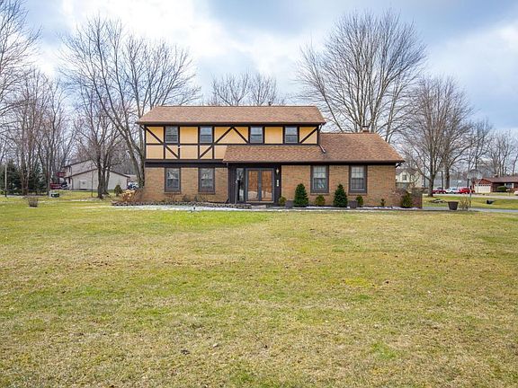 2nd image of 101 Woodbridge Pl
