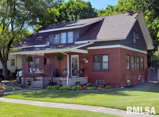 206 W Pearl St, Abingdon, IL