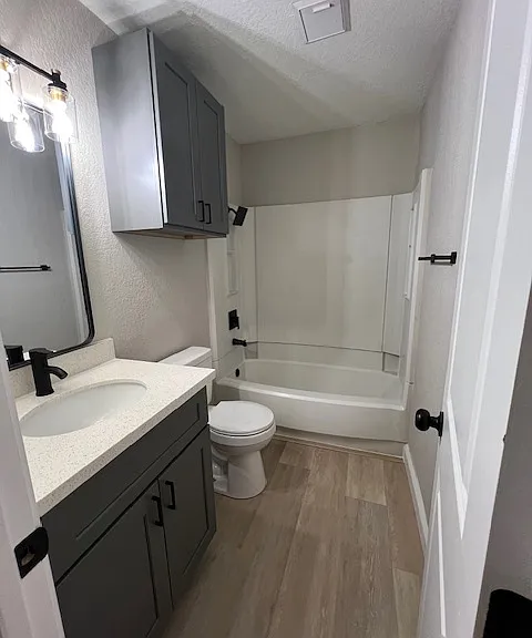 4162 Treadway Rd — Photo 4