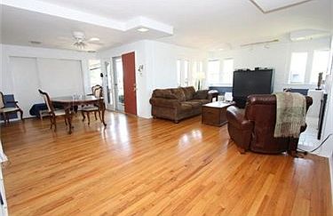 4th image of 112 Elatan Dr