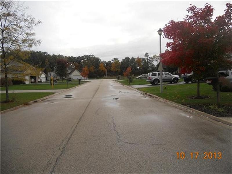 1st image of 37565 Lyons Woods Ct