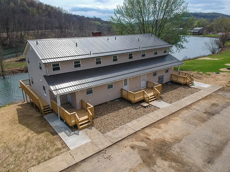 153 Kathleen Dr — Photo 26