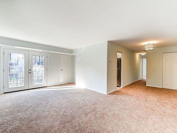 3rd image of 420 N Armistead St APT 103