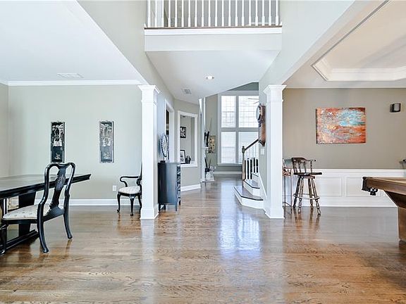 3rd image of 3418 Belridge Dr SE