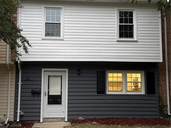 872 Westminster Ln, Virginia Beach, VA 23454