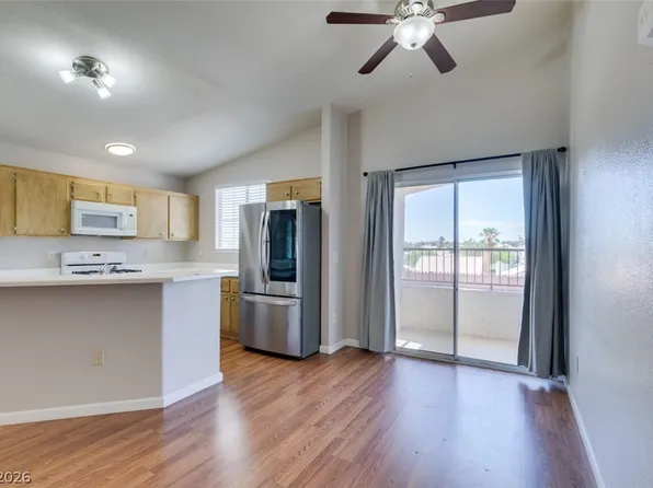 1881 W Alexander Rd Unit 2062, North Las Vegas, NV 89032