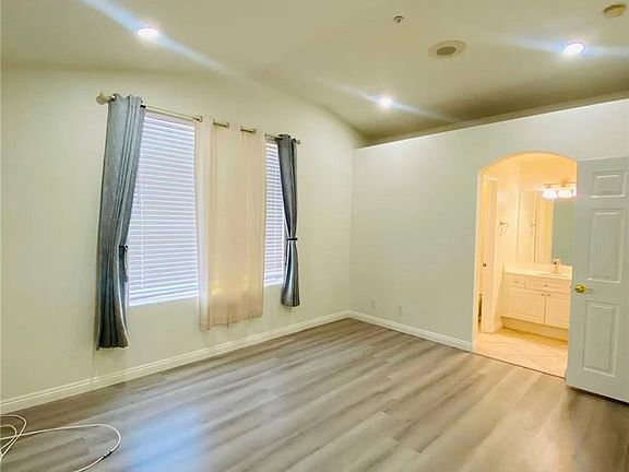 5th image of 14850 Filly Ln #14850