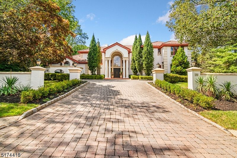 22 Mountain Ridge Dr, Livingston, NJ 07039 Zillow