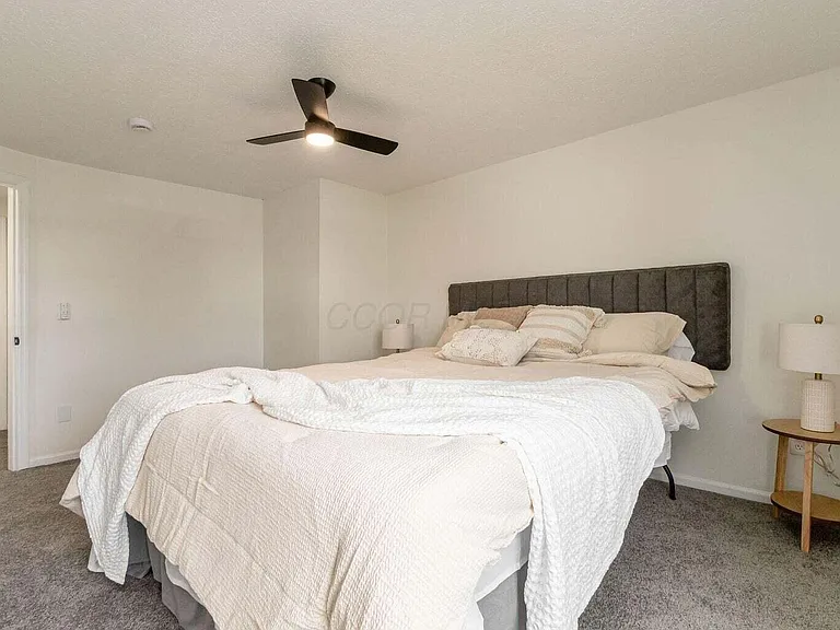7406 Cimmaron Sta — Photo 16