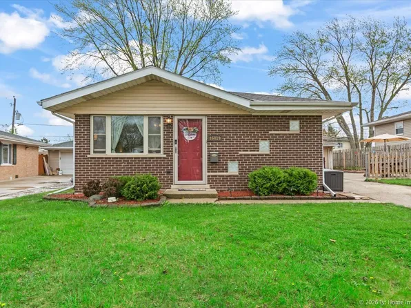 16419 Terry Ln, Oak Forest, IL 60452