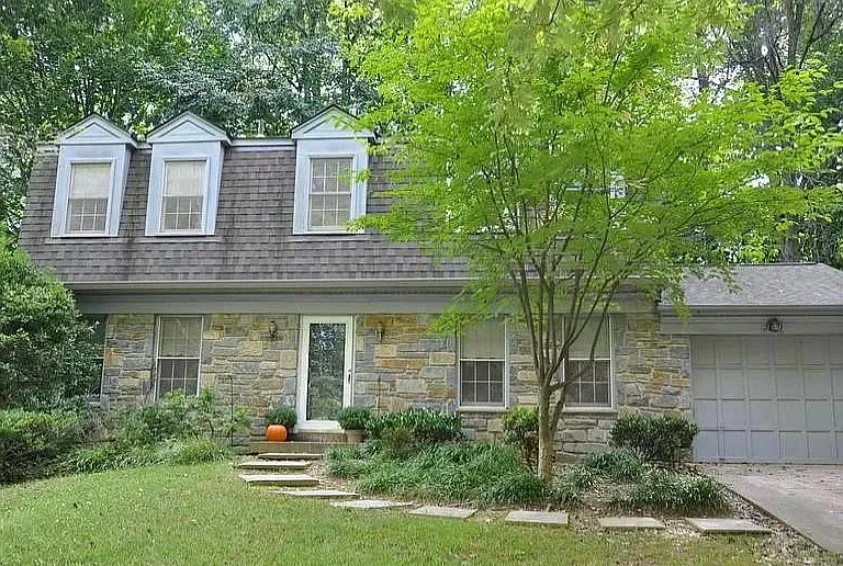 3222 Brookings Ct — Photo 1