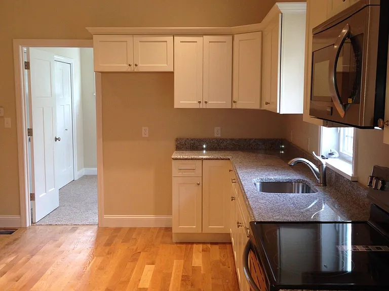 52 Lafayette Rd #4 — Photo 6
