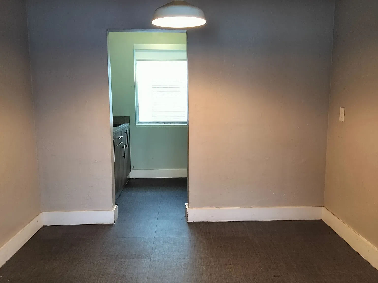 1 bed, 750 sqft, $1,600 — Photo 3