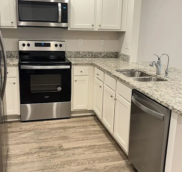 1609 Caleigh Ct — Photo 3