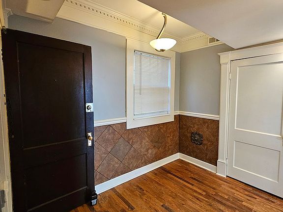 3rd image of 3803 Bell St #1 & 2