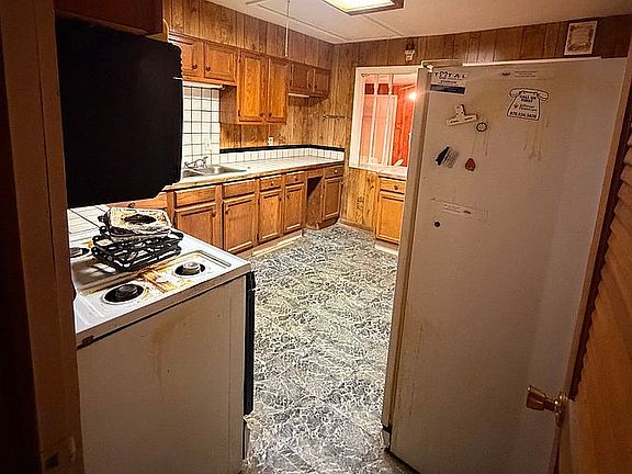 5th image of 1723 S Texas St