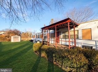 418 & 420 Willow St, Highspire, PA 17034