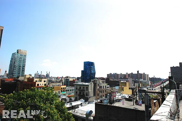 Rented by REAL New York | media 12