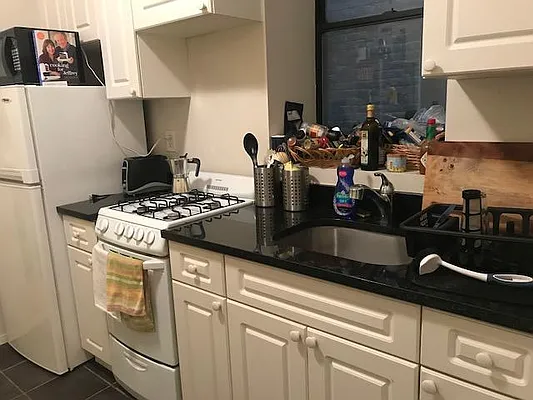 Rented by Prince Real Estate Associates LLC | media 19