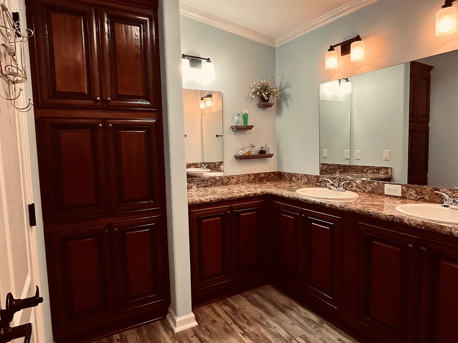 3 bed, $3,600 — Photo 4