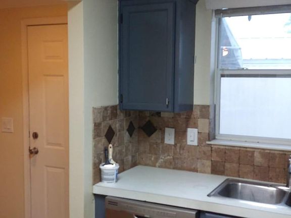 2nd image of 36416 Redwood Ave