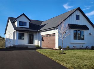 Broadmoor Plan, Pike Lake Landing HO, Prior Lake, MN 55372