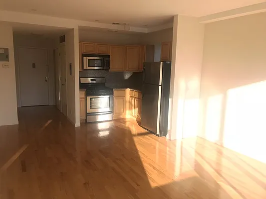 Rented by STAR CITIES INTERNATIONAL PROPERTY CORPORATION | media 12