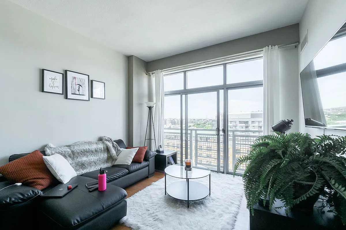 1 bed, 700 sqft, $2,995 — Photo 1
