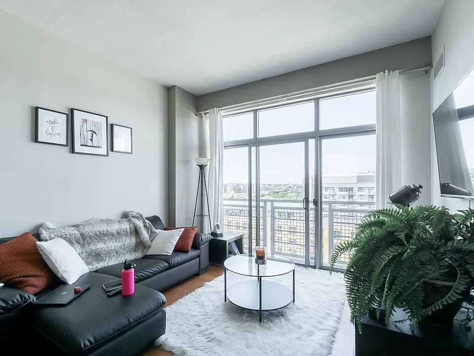 475 K St NW #1227