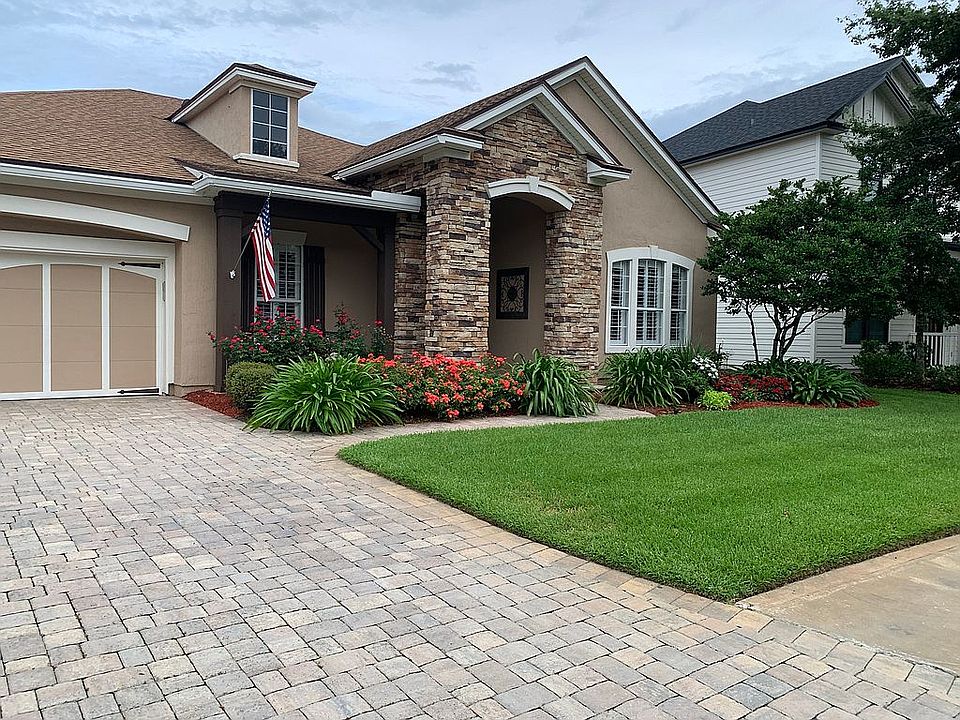 1st image of 224 Flores Way