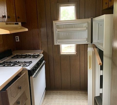 2nd image of 3000 John Harden Dr #98