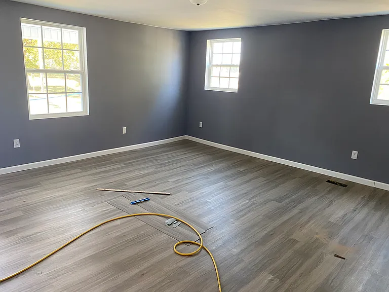 305 S Harris St — Photo 2