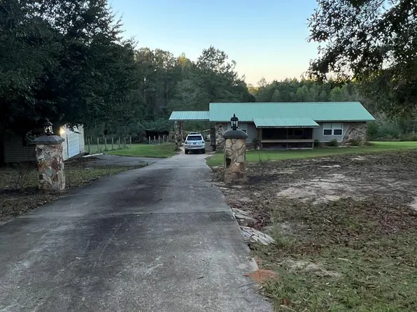 221 County Road 349, Elba, AL 36323