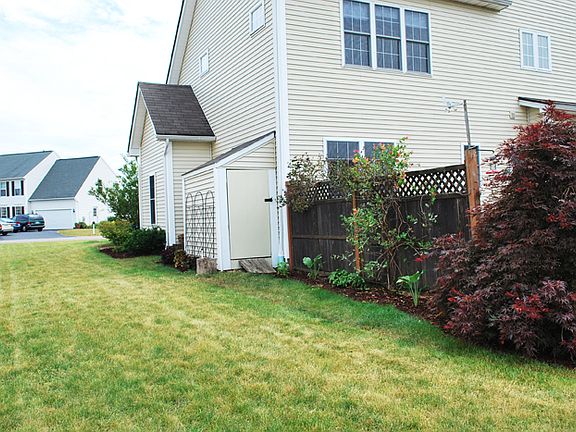 side yard