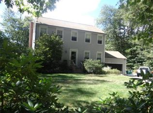 37 Cushing St, Ashburnham, MA 01430