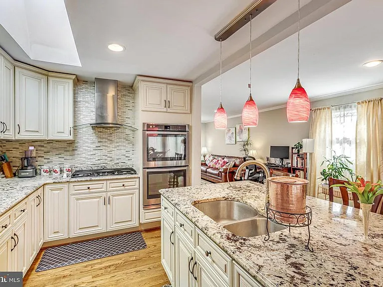 205 Tapawingo Rd SW — Photo 9