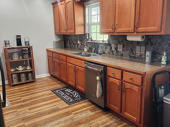 4th image of 37333 Ingham Rd