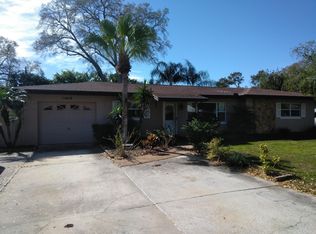 11418 Ridgewood Cir, Seminole, FL 33772