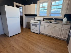 313 Ashton Ave, Linden, NJ