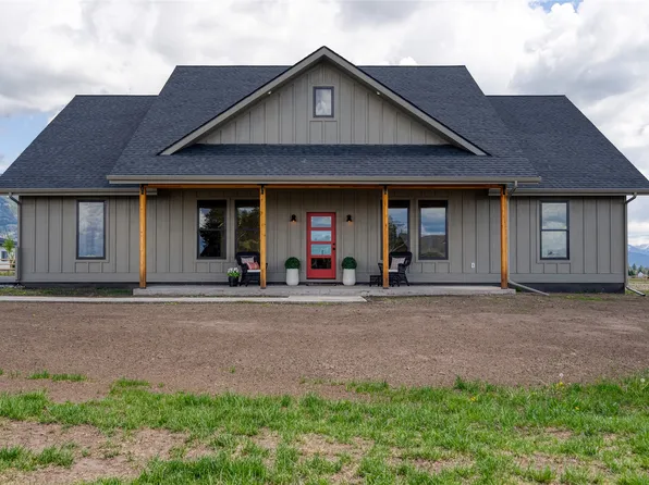 1017 Green Valley Ct, Columbia Falls, MT 59912