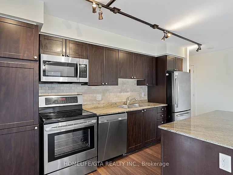 2191 Yonge St #1905 — Photo 10